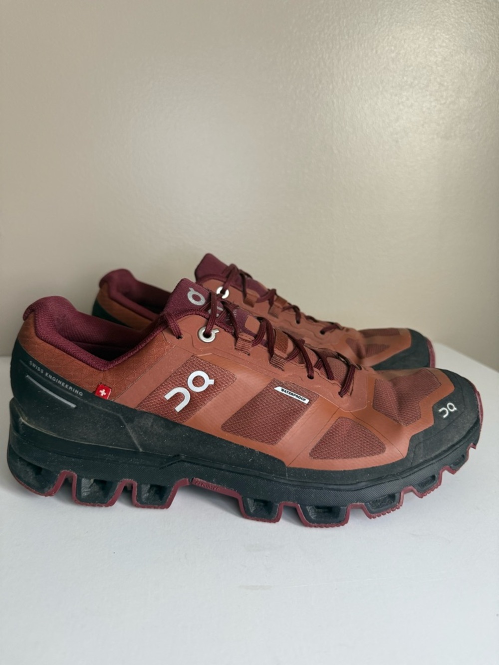 On Women's Cloudventure Waterproof Trail Running Shoes Hazel/Mulberry 9.5
